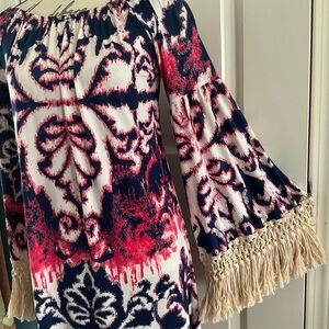 Umgee dress with fringed sleeves, XL